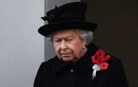 Британские эксперты исключают отречение Елизаветы II после смерти принца Филиппа