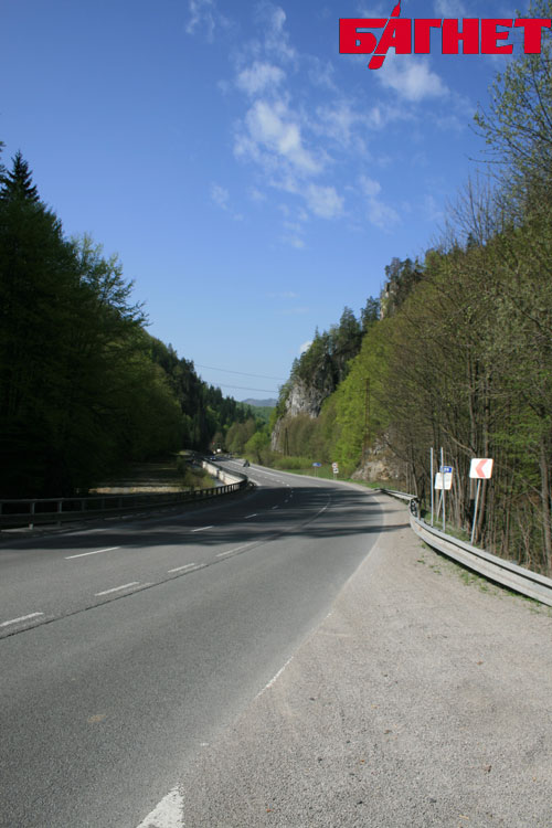 Дороги Словакии, Автодорога №59, Е77 на участке между населенными пунктами Старые Горы (Stare Hory – словацк.), Доновалы (Donovaly – словацк.)