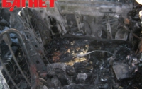 В Севастополе неизвестные подожгли офис и автомобиль местного адвоката (ФОТО)
