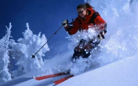 Позолоченные лыжи с бриллиантами продают по 46 тысяч долларов