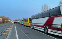 В Україні вводять електронні черги на перетин кордону для автобусів