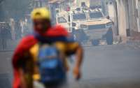 Протестующие в Колумбии попытались взять штурмом Капитолий