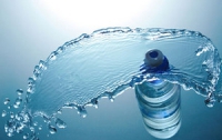 Летом самая безопасная вода – в бутылках, - мнение