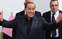 Берлускони завел любовницу на 53 года младше
