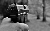 В Киеве произошла стрельба: неизвестный пытался украсть документы