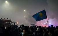В Казахстане объявлен траур по погибшим в результате беспорядков