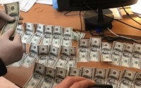 Начальника миграционной службы на Днепропетровщине задержали на взятке