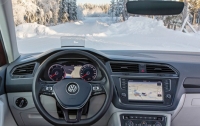 В VW придумали, как очистить лобовое стекло от снега и льда