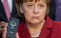 Меркель потребовала объяснений от Обамы