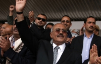 Салех, покидая пост президента Йемена, прощает всех своих противников