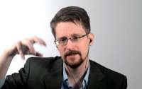 Сноуден обвинил Цукерберга в попытке представить Facebook жертвой