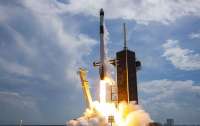 SpaceX вывела на орбиту 