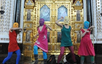 Слава Богу: в России просят прощения за танцы в храме во время молебна против Путина