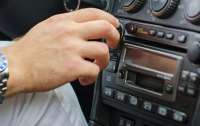 Водителям автобусов и такси запретили включать музыку в салоне