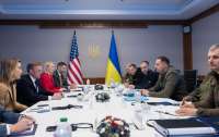 Советник Байдена посетил Киев с необъявленным визитом