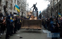 Первого декабря побоище в Киеве спровоцировал погрузчик