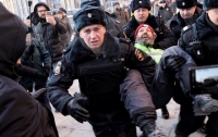 Более десятка вменяемых россиян задержали под ФСБ