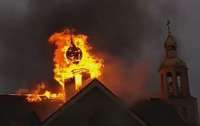 На Буковине подожгли 120-летнюю церковь