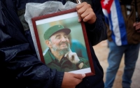 На Кубе приняли закон, который запрещает культ личности Фиделя Кастро