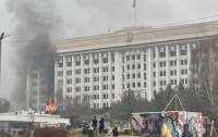 После протестов в Казахстане может совсем не остаться архитектуры и автомобилей