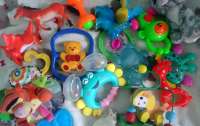 В Украине на прилавках магазинов нашли тысячи опасных игрушек