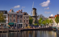 Нидерланды могут запретить продажу марихуаны туристам