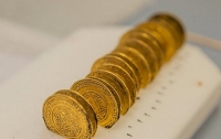 Археологи обнаружили во Франции более двух тысяч монет ХІІ века