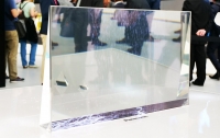 Panasonic продемонстрировала прозрачный OLED-телевизор