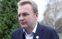 На Андрія Садового напали у центрі Львова