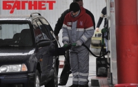 В Беларуси девятый раз за год на 5% повысили цены на бензин