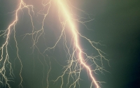 В Волынской области в результате попадания молнии погибли два подростка