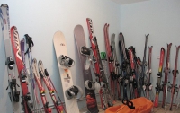 Пассажирам МАУ – бесплатный провоз лыжного снаряжения