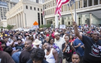 США захлестнула волна афро-американских протестов