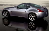 Новый родстер Nissan 370Z покажут в Нью-Йорке