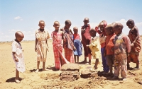 Десятки тысяч детей работают на золотых рудниках в Танзании, - HRW