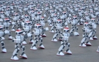 Тысяча роботов-танцоров устанавливает новый мировой рекорд (ВИДЕО)