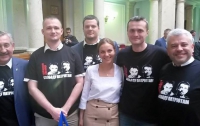 Народные депутаты поддержали патриотов, подозреваемых в убийстве Бузины (ФОТО)