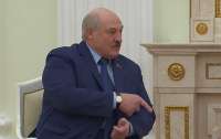 А я вам покажу, откуда на Беларусь нападение готовилось: Лукашенко снова начал бояться войны