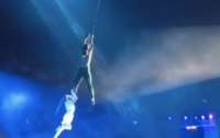 У Запоріжжі артисти цирку зірвались з висоти просто під час вистави (відео)