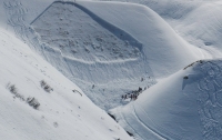 В Австрии двое лыжников погибли при сходе лавины
