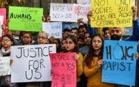 Из-за жестокого убийства девушки Индию охватили массовые протесты