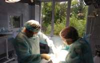 Українські хірурги провели операцію по видаленню пухлини з використанням нового методу