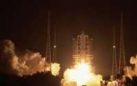 Китай успешно запустил ракету-носитель на Луну (видео)