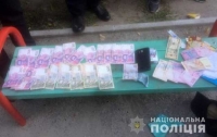 Банду фальшивомонетчиков арестовали в Запорожье (видео)