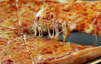 Пицца и чипсы могут спровоцировать бесплодие