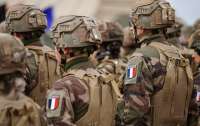 Французькі війська не підуть у наступ проти росії, якщо зайдуть в Україну, – Макрон