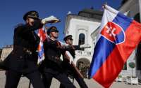 Проросійські настрої міцніють: в Словаччині хочуть ініціювати вихід з ЄС і НАТО