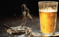 ВОЗ прогнозирует рост онкологических заболеваний из-за алкоголя и курения