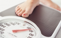 Ученые объяснили, почему люди полнеют после похудения