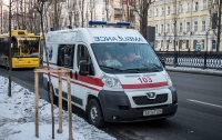 В Киеве умер мужчина в троллейбусе